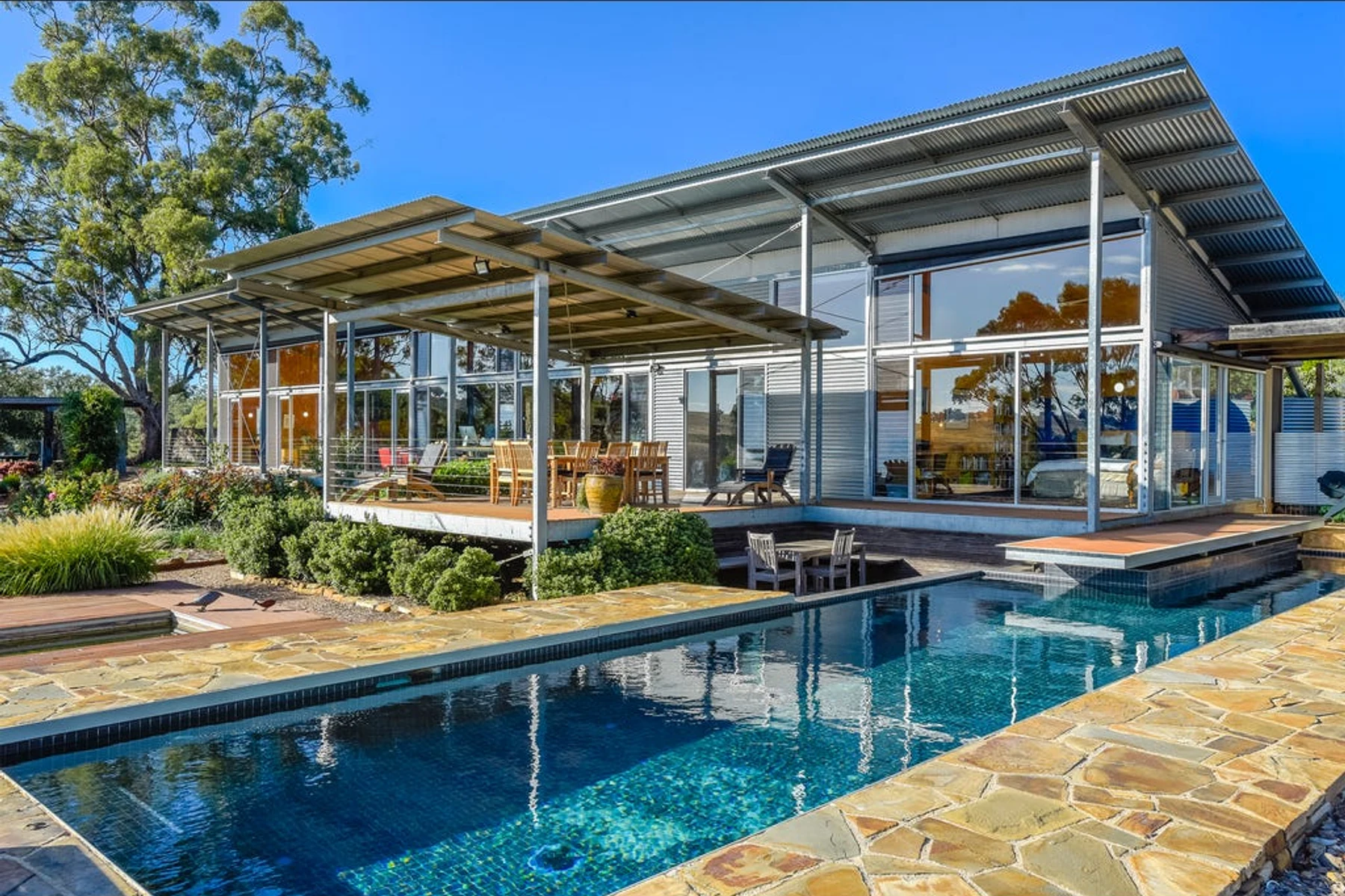 The Main House pool and garden at Stone Axe